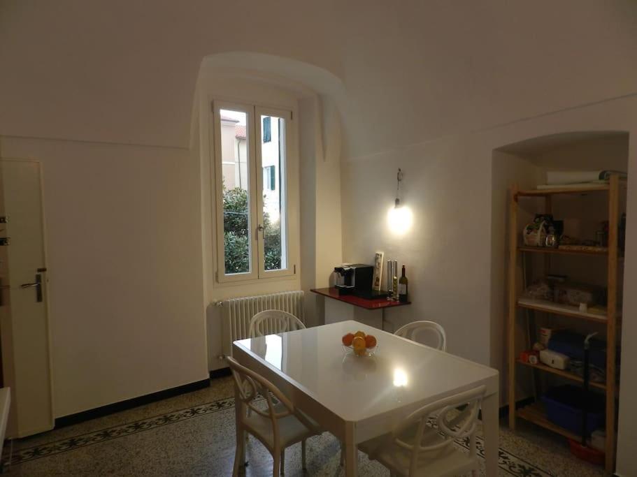Appartamento Sea View, In The Old Town Santo Stefano Al Mare Esterno foto