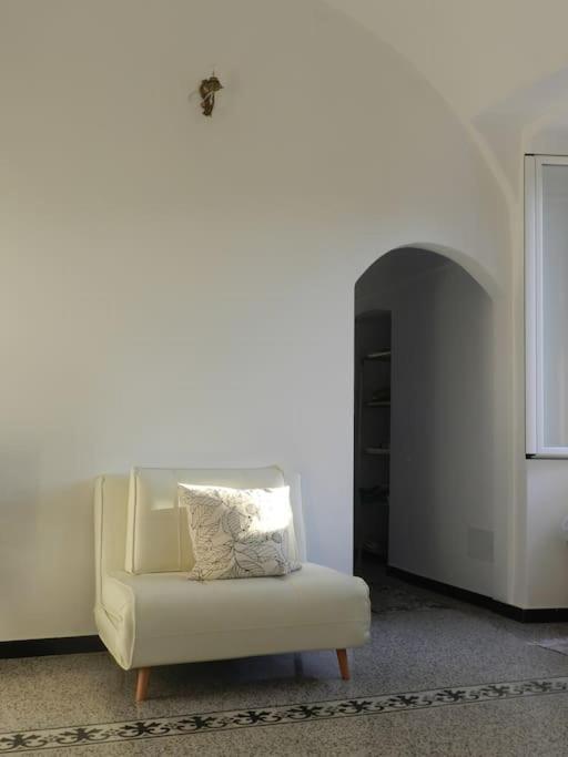 Appartamento Sea View, In The Old Town Santo Stefano Al Mare Esterno foto